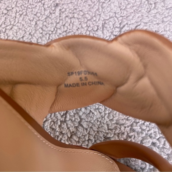 Rachel Zoe Tara Peep Toe Mule Heeled Sandal in Cognac Sz 5.5 - Picture 10 of 12